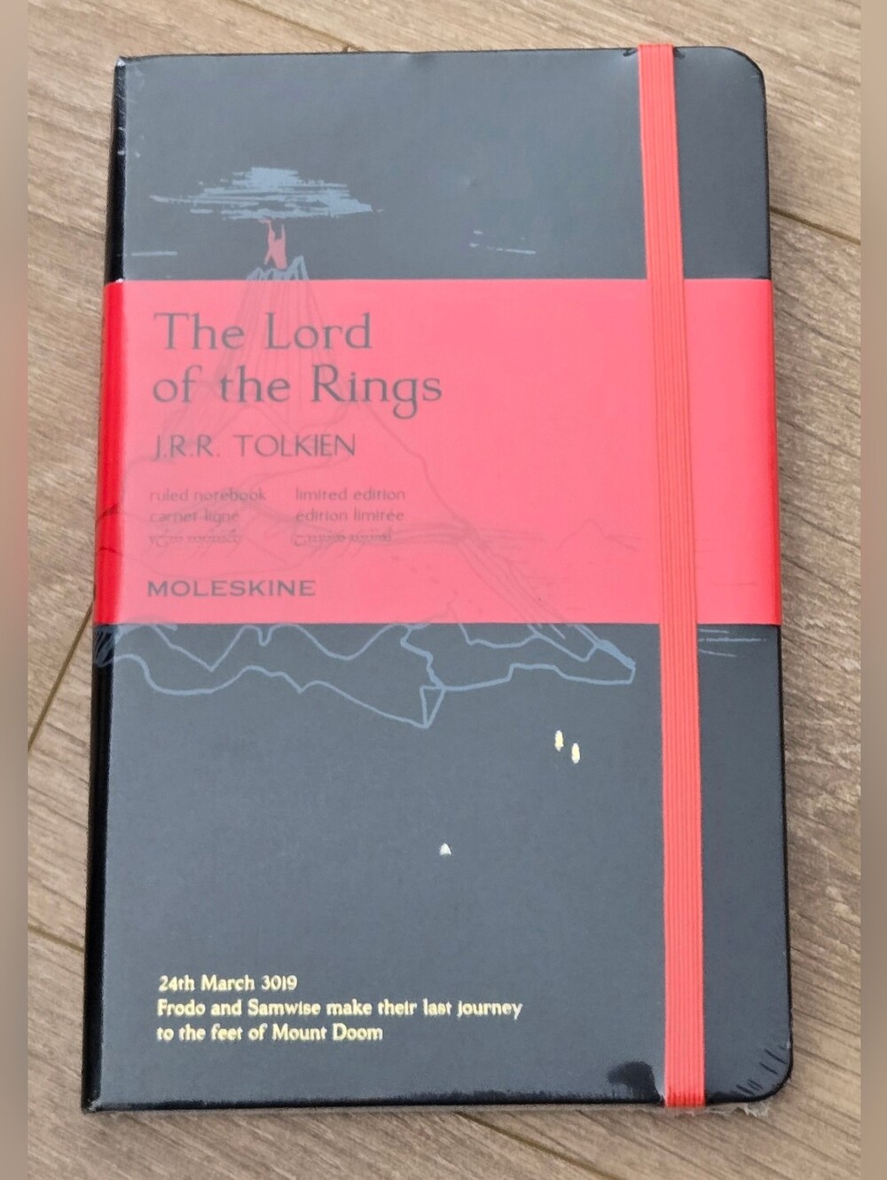 2015 Moleskine LOTR Ltd. Edition Ruled Notebook New w/ Cirth Alphabet Insert
